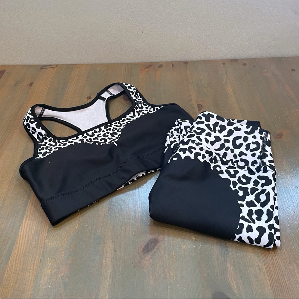 Fierce Pulse Workout Set - Picture 3 of 12